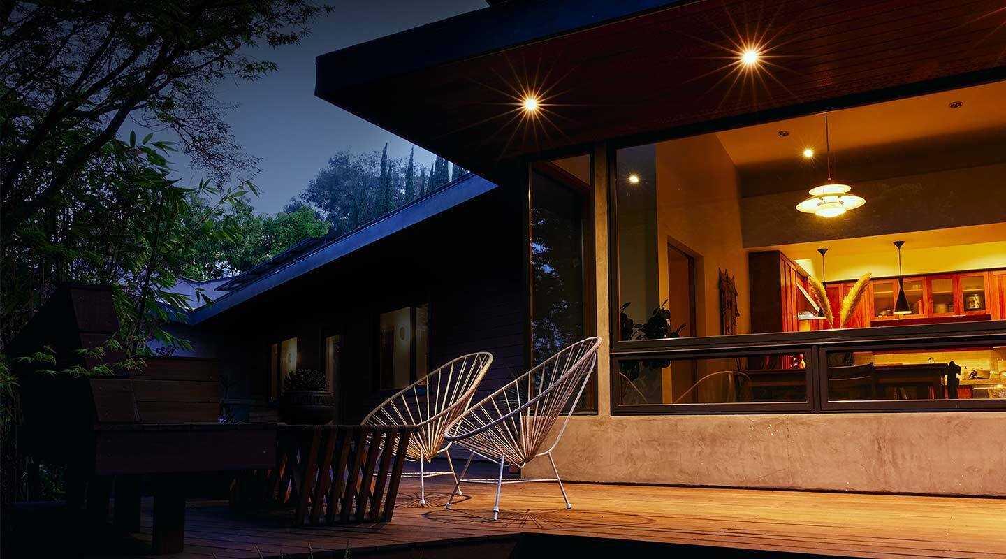 <p>Dont just build.</p><p>Build with </p><p>confidence.</p>